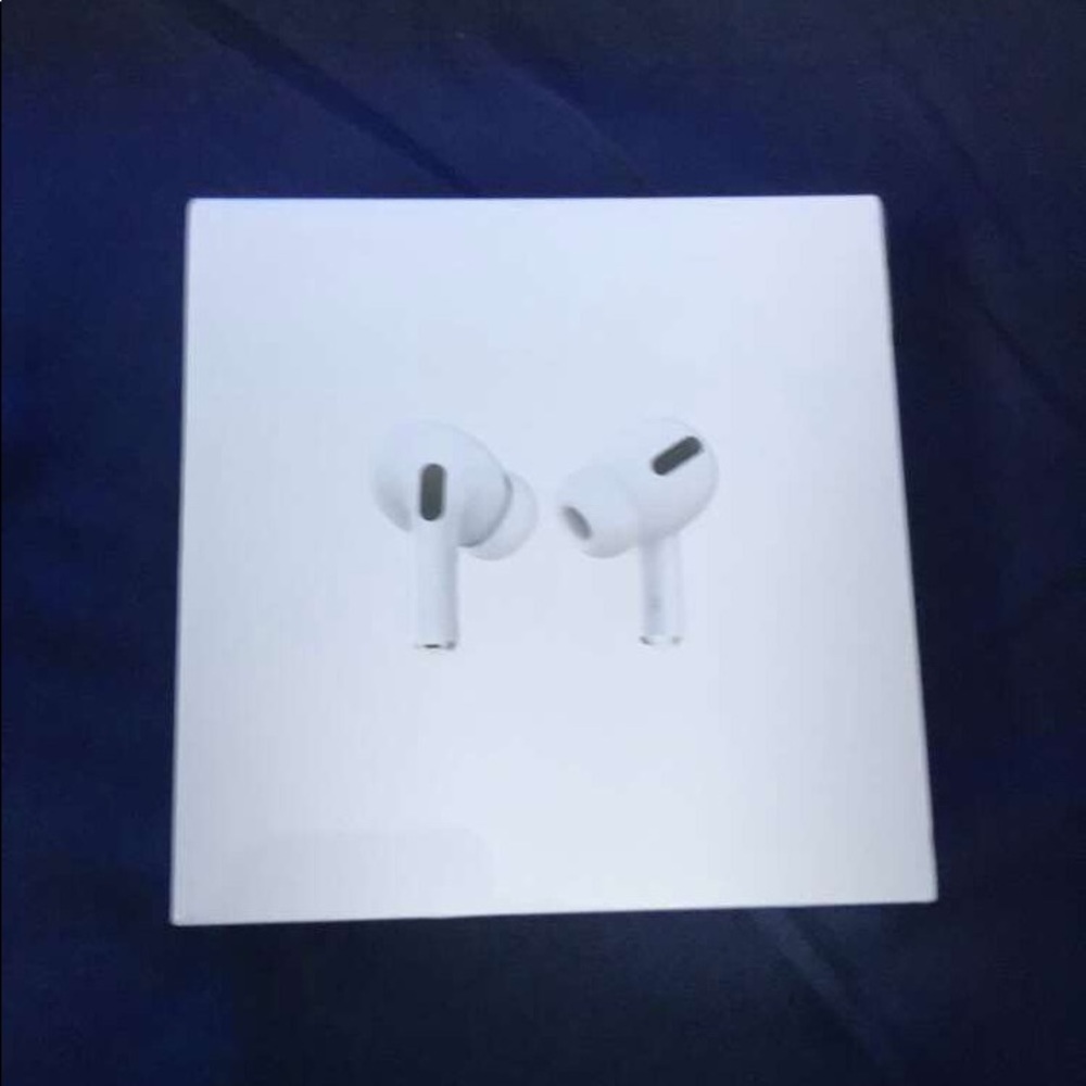 APPLE AIRPOD PRO BRAND NEW